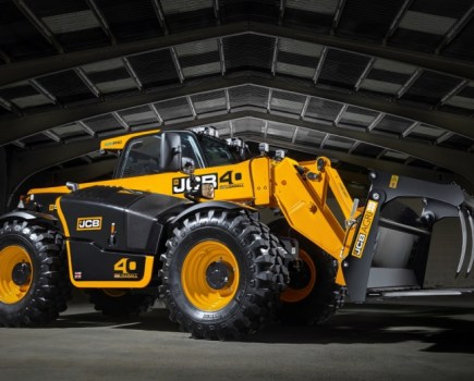 40-year-limited-edition-JCB-Loadall-8949561_0