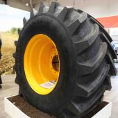 Agritechnica-17-Day-6-Wide-range-of-machines-on-show-8888456_1