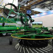 Agritechnica-Day-3-All-focus-on-grass-related-kit-today-8883168_0