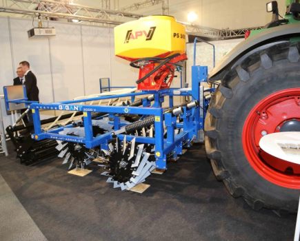 Agritechnica-Hektor-gives-it-the-chop-2602381_0