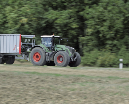 Fendt-927-Vario-di-04-2007