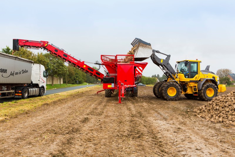 Holmer-s-flexible-sugar-beet-cleaner-loader-8931970_0