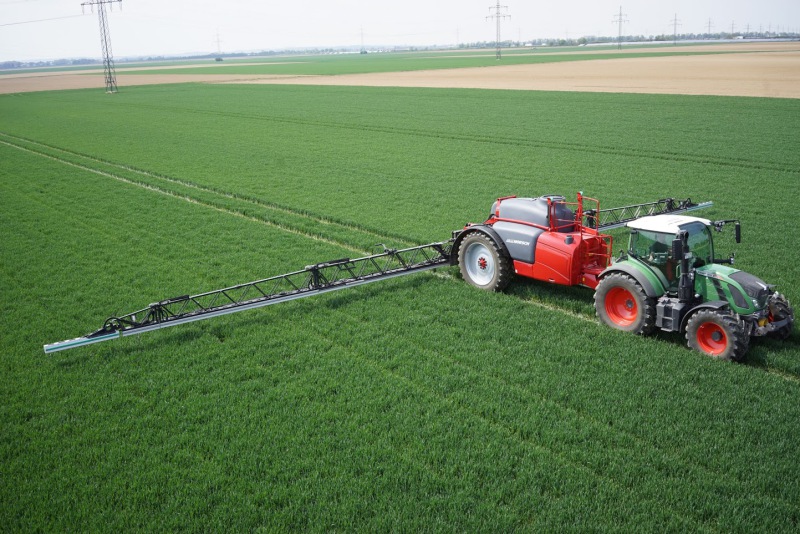 Horsch-entry-level-trailed-sprayers-at-Cereals-3605798_0