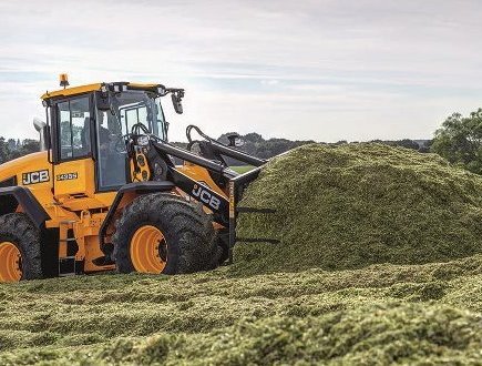 JCB-s-flagship-wheeled-loader-at-ScotGrass-3378339_0