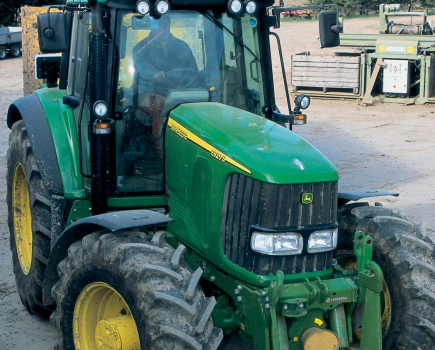 John-Deere-6920S-lt-07-2003