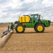 King-Agro-opens-new-John-Deere-spray-boom-plant-8029191_0