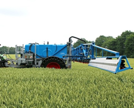 Lemken-trailed-sprayer-updates-8400497_0