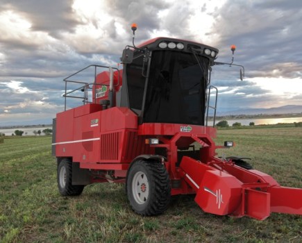 Marcrest-self-propelled-baler-8054359_0