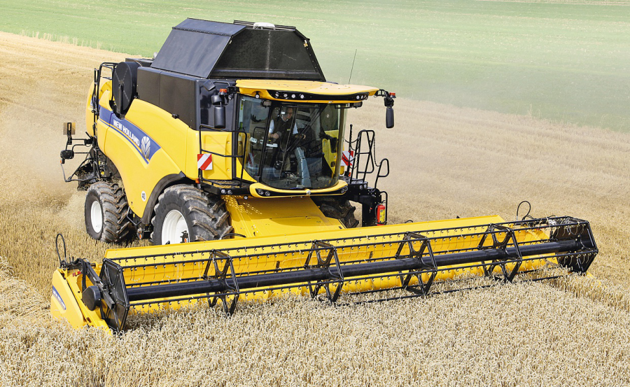 New-Holland-CX8