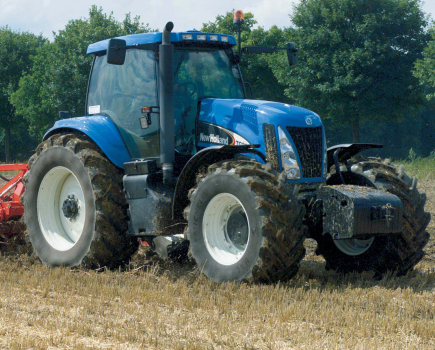 New-Holland-TG285-tt-02-2004