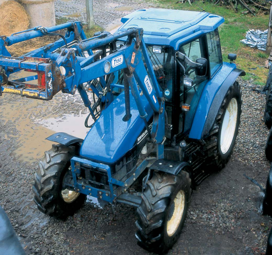 New-Holland-TS110-lt-03-2003