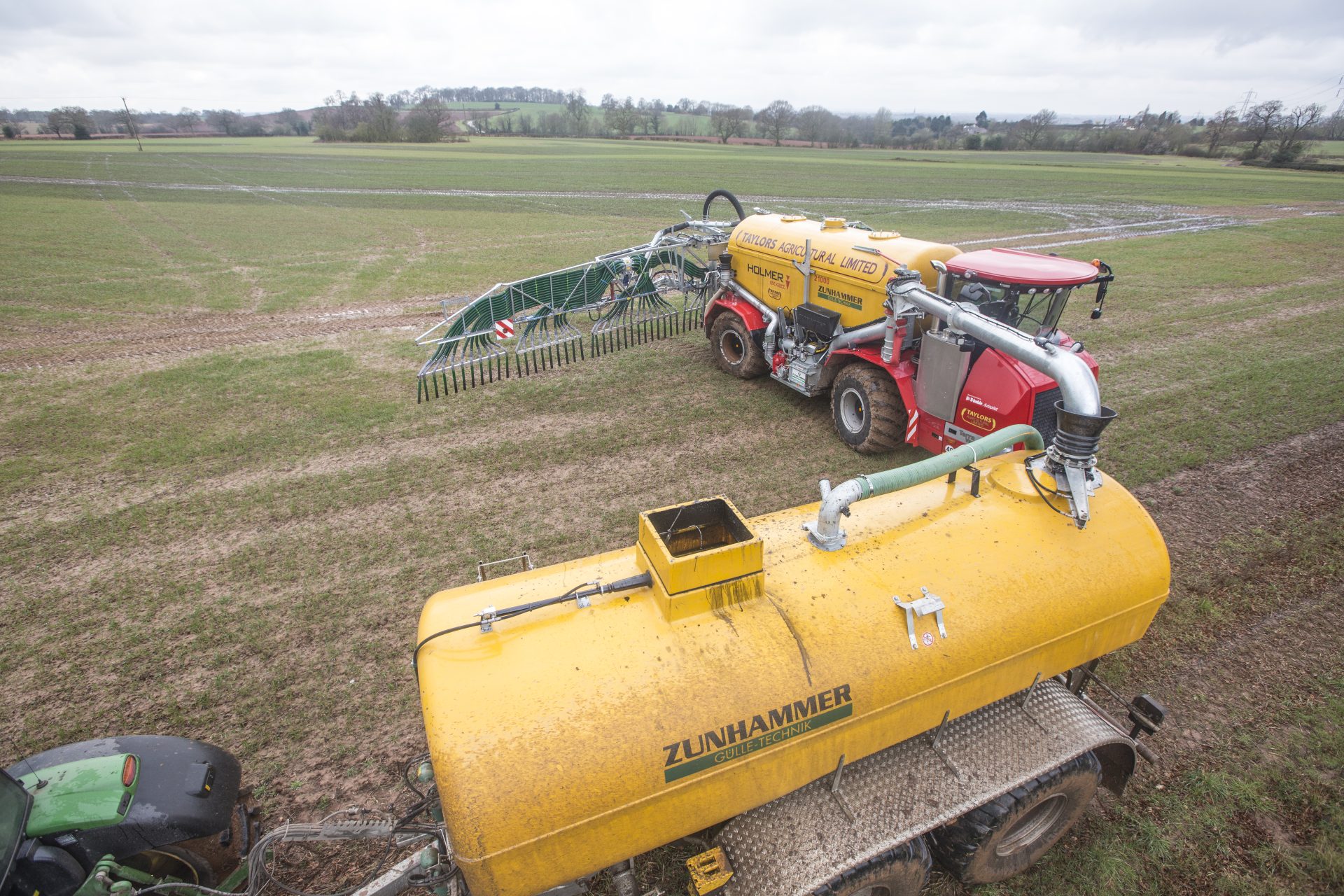 Digestate spreading: - Profi