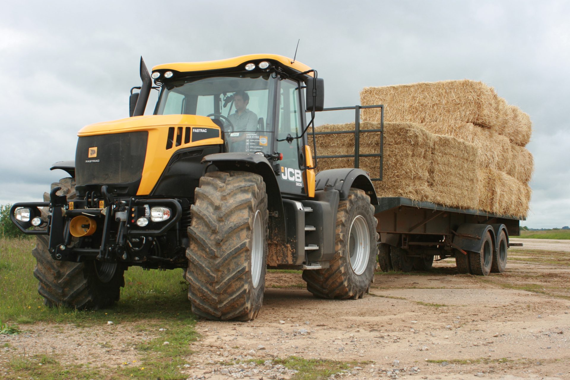 JCB - Fastrac 3230 Xtra - Profi