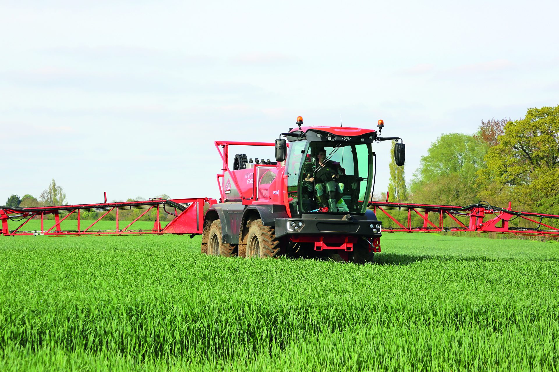 Sands Infinity 6000 self-propelled sprayer: A new line in the sand - Profi