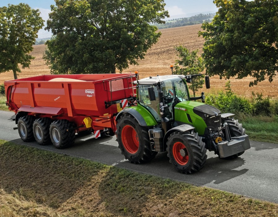 fendt_700_vario_7_web